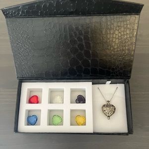 Silver heart necklace with changeable stones